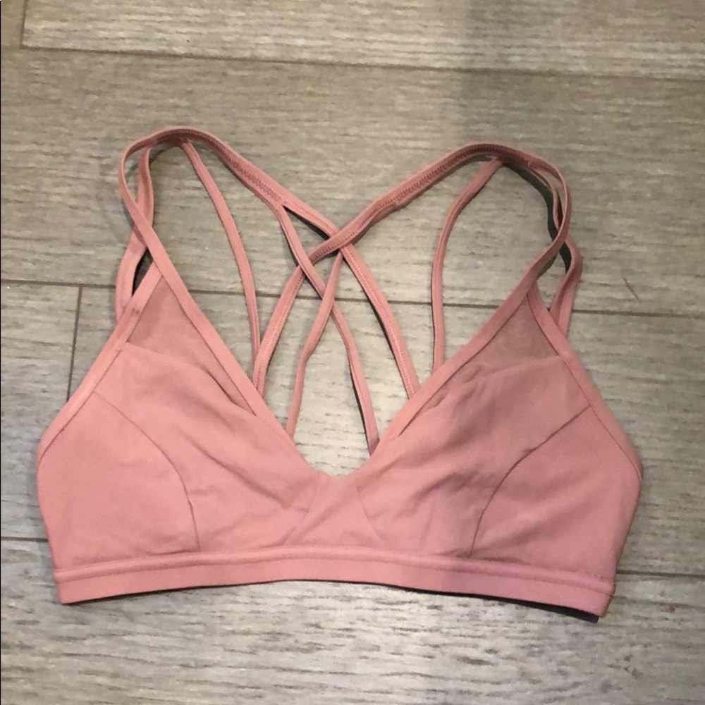 Lululemon sports bra